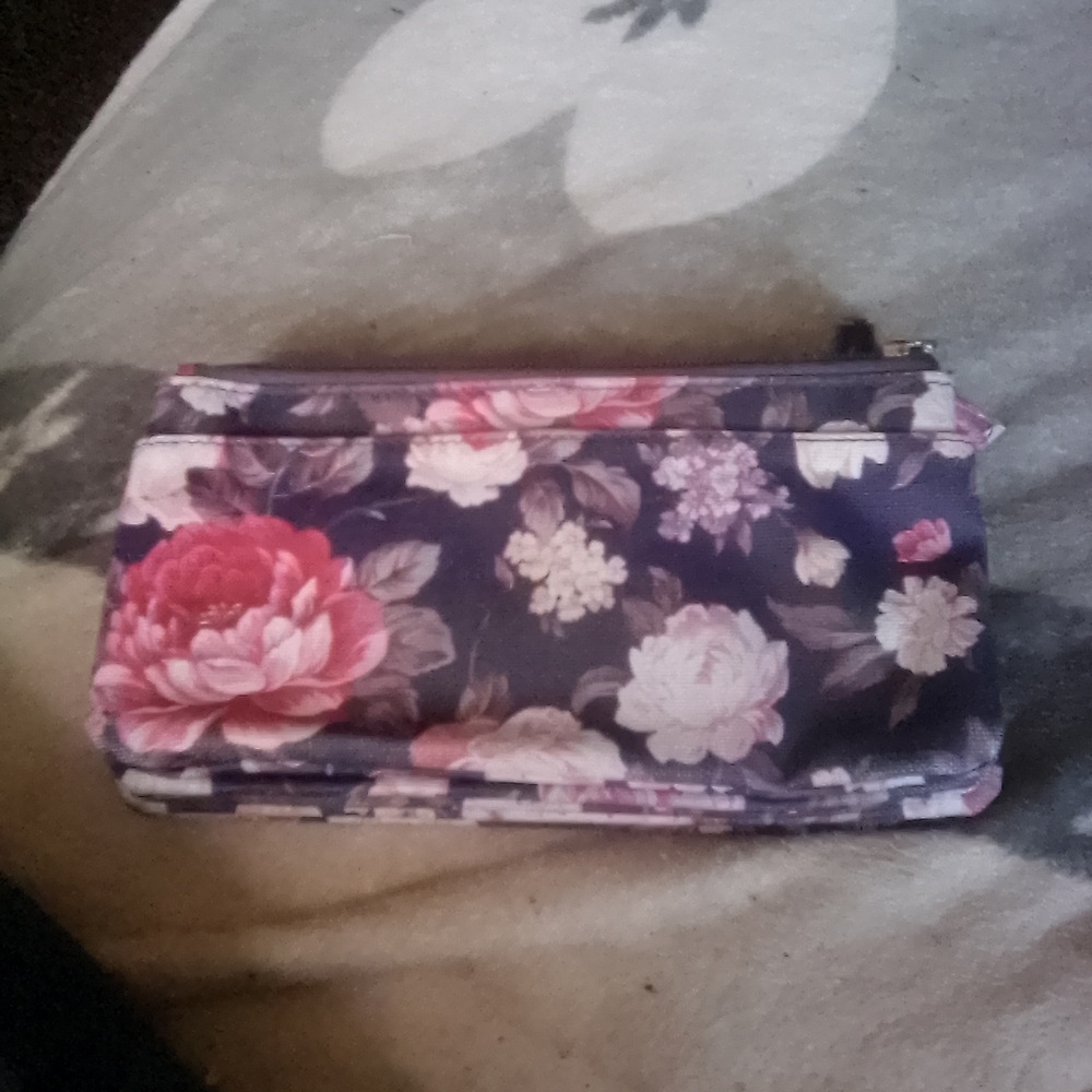 🌹 very pretty floral large women's wallet 🌹